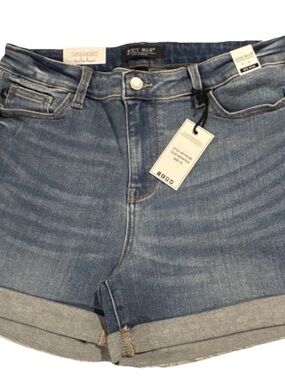 Judy Blue Women's Mid-Wash Denim Shorts - Blue